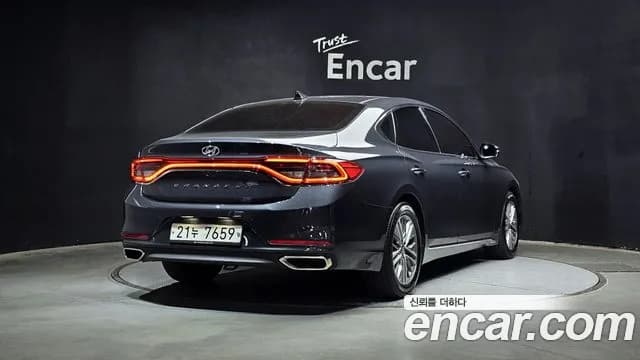 2018 Hyundai Grandeur IG 2.4 Modern Sold VIN KMHF141CBJA167478 – dashboard 2018 Hyundai Grandeur IG 2.4 Modern Sold VIN KMHF141CBJA167478 – dashboard