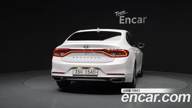 2019 Hyundai Grandeur IG 2.4 Premium Sold VIN KMHF141CBKA177195 – undercarriage 2019 Hyundai Grandeur IG 2.4 Premium Sold VIN KMHF141CBKA177195 – undercarriage