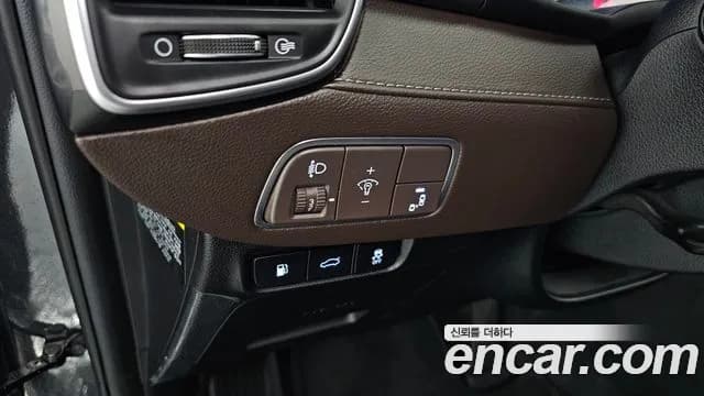 2019 Hyundai Grandeur IG 2.4 Premium Sold VIN KMHF141CBKA178794 – exterior detail 2019 Hyundai Grandeur IG 2.4 Premium Sold VIN KMHF141CBKA178794 – exterior detail