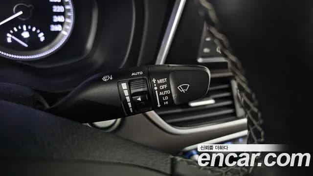 2019 Hyundai Grandeur IG 2.4 Premium Sold VIN KMHF141CBKA178794 – photo 15 2019 Hyundai Grandeur IG 2.4 Premium Sold VIN KMHF141CBKA178794 – photo 15