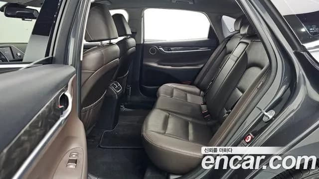 2019 Hyundai Grandeur IG 2.4 Premium Sold VIN KMHF141CBKA178794 – photo 16 2019 Hyundai Grandeur IG 2.4 Premium Sold VIN KMHF141CBKA178794 – photo 16