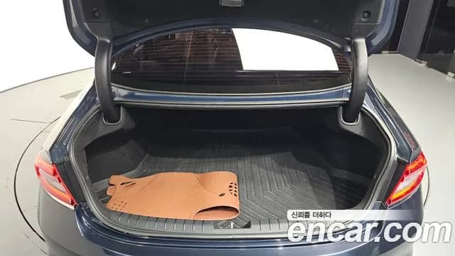 2019 Hyundai Grandeur IG 2.4 Premium Sold VIN KMHF141CBKA184264 – photo 22 2019 Hyundai Grandeur IG 2.4 Premium Sold VIN KMHF141CBKA184264 – photo 22