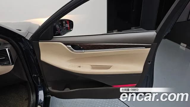 2019 Hyundai Grandeur IG 2.4 Premium Sold VIN KMHF141CBKA184264 – photo 24 2019 Hyundai Grandeur IG 2.4 Premium Sold VIN KMHF141CBKA184264 – photo 24
