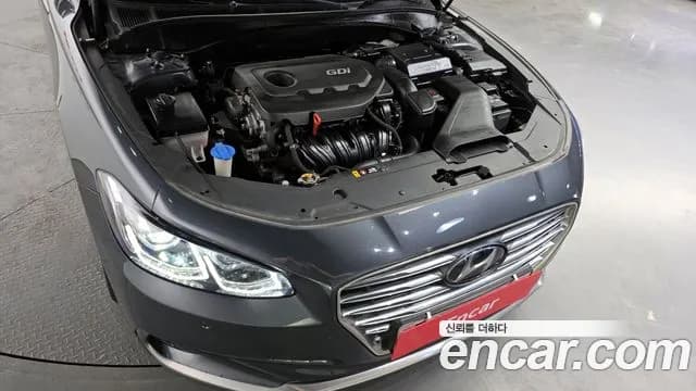 2019 Hyundai Grandeur IG 2.4 Premium Sold VIN KMHF141CBKA188259 – front exterior 2019 Hyundai Grandeur IG 2.4 Premium Sold VIN KMHF141CBKA188259 – front exterior