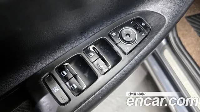 2019 Hyundai Grandeur IG 2.4 Premium Sold VIN KMHF141CBKA188259 – photo 16 2019 Hyundai Grandeur IG 2.4 Premium Sold VIN KMHF141CBKA188259 – photo 16