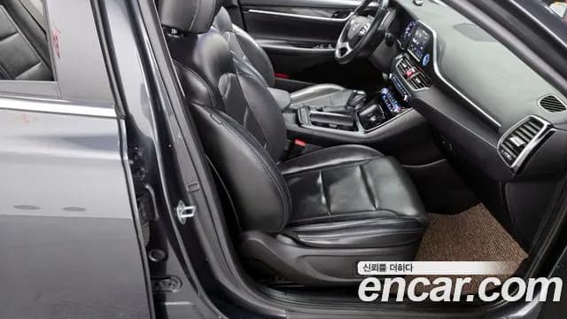2019 Hyundai Grandeur IG 2.4 Premium Sold VIN KMHF141CBKA188259 – photo 17 2019 Hyundai Grandeur IG 2.4 Premium Sold VIN KMHF141CBKA188259 – photo 17