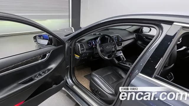 2019 Hyundai Grandeur IG 2.4 Premium Sold VIN KMHF141CBKA188259 – photo 23 2019 Hyundai Grandeur IG 2.4 Premium Sold VIN KMHF141CBKA188259 – photo 23