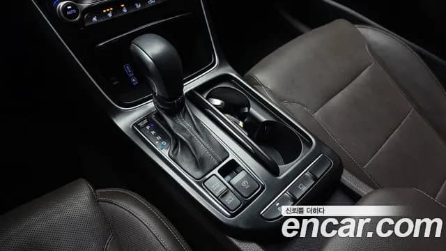2019 Hyundai Grandeur IG 2.4 Premium Sold VIN KMHF141CBKA191616 – rear exterior 2019 Hyundai Grandeur IG 2.4 Premium Sold VIN KMHF141CBKA191616 – rear exterior