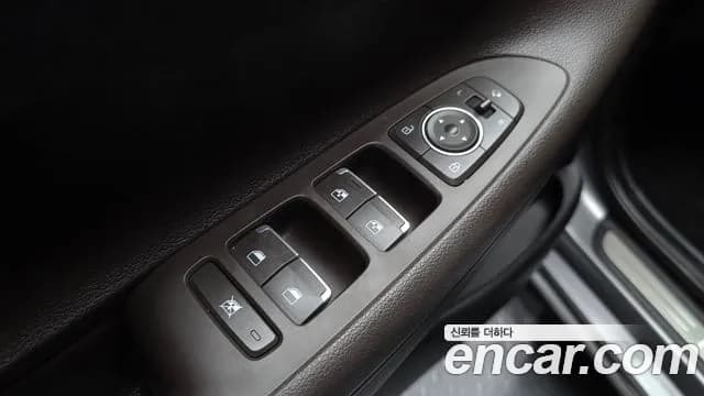 2019 Hyundai Grandeur IG 2.4 Premium Sold VIN KMHF141CBKA191616 – photo 16 2019 Hyundai Grandeur IG 2.4 Premium Sold VIN KMHF141CBKA191616 – photo 16