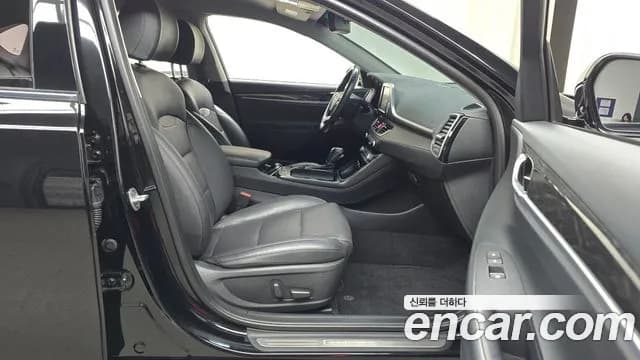 2019 Hyundai Grandeur IG 2.4 Premium Sold VIN KMHF141CBKA197993 – trunk area 2019 Hyundai Grandeur IG 2.4 Premium Sold VIN KMHF141CBKA197993 – trunk area