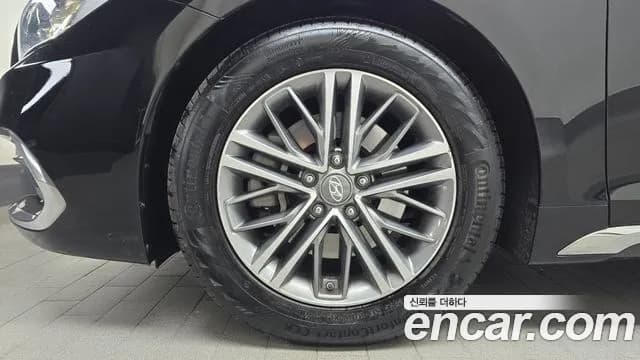 2019 Hyundai Grandeur IG 2.4 Premium Sold VIN KMHF141CBKA197993 – odometer reading 2019 Hyundai Grandeur IG 2.4 Premium Sold VIN KMHF141CBKA197993 – odometer reading