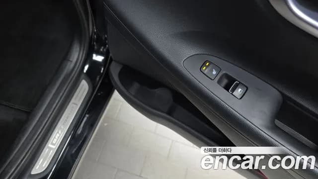 2019 Hyundai Grandeur IG 2.4 Premium Sold VIN KMHF141CBKA197993 – photo 14 2019 Hyundai Grandeur IG 2.4 Premium Sold VIN KMHF141CBKA197993 – photo 14