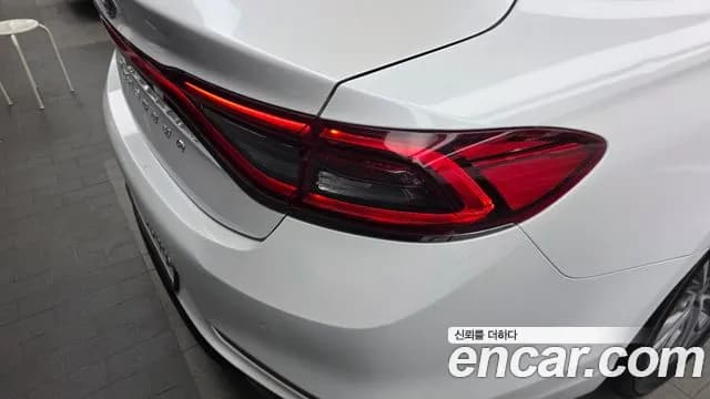 2019 Hyundai Grandeur IG 2.4 Premium Sold VIN KMHF141CBKA199851 – undercarriage 2019 Hyundai Grandeur IG 2.4 Premium Sold VIN KMHF141CBKA199851 – undercarriage