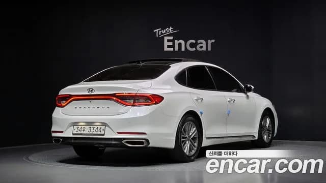2019 Hyundai Grandeur IG 2.4 Premium Sold VIN KMHF141CBKA199851 – photo 15 2019 Hyundai Grandeur IG 2.4 Premium Sold VIN KMHF141CBKA199851 – photo 15