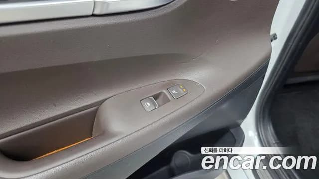 2019 Hyundai Grandeur IG 2.4 Premium Sold VIN KMHF141CBKA199851 – photo 18 2019 Hyundai Grandeur IG 2.4 Premium Sold VIN KMHF141CBKA199851 – photo 18