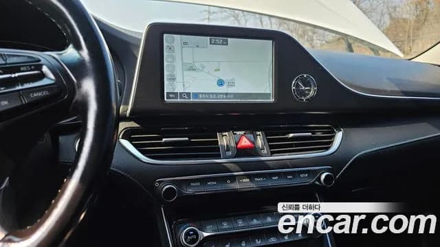 2019 Hyundai Grandeur IG 2.4 Premium Sold VIN KMHF141CBKA204737 – photo 19 2019 Hyundai Grandeur IG 2.4 Premium Sold VIN KMHF141CBKA204737 – photo 19