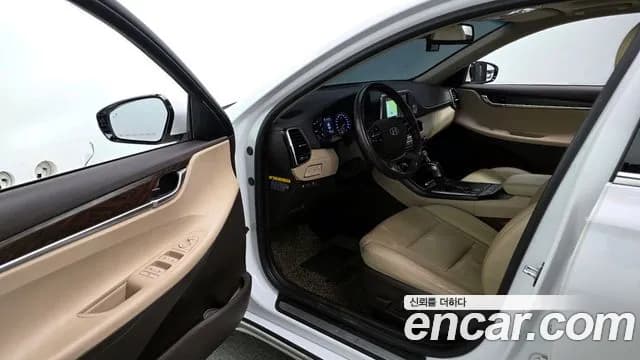 2019 Hyundai Grandeur IG 2.4 Premium Sold VIN KMHF141CBKA216361 – photo 17 2019 Hyundai Grandeur IG 2.4 Premium Sold VIN KMHF141CBKA216361 – photo 17
