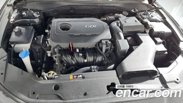 2019 Hyundai Grandeur IG 2.4 Premium Sold VIN KMHF141CBKA219425 – interior seats 2019 Hyundai Grandeur IG 2.4 Premium Sold VIN KMHF141CBKA219425 – interior seats