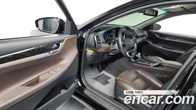 2019 Hyundai Grandeur IG 2.4 Premium Sold VIN KMHF141CBKA219425 – exterior detail 2019 Hyundai Grandeur IG 2.4 Premium Sold VIN KMHF141CBKA219425 – exterior detail