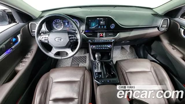 2019 Hyundai Grandeur IG 2.4 Premium Sold VIN KMHF141CBKA219425 – photo 15 2019 Hyundai Grandeur IG 2.4 Premium Sold VIN KMHF141CBKA219425 – photo 15