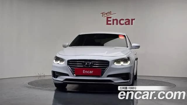2019 Hyundai Grandeur IG 2.4 Premium Sold VIN KMHF141CBKA238696 – trunk area 2019 Hyundai Grandeur IG 2.4 Premium Sold VIN KMHF141CBKA238696 – trunk area