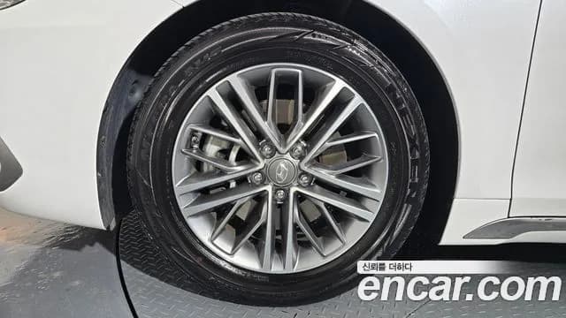 2019 Hyundai Grandeur IG 2.4 Premium Sold VIN KMHF141CBKA238696 – photo 30 2019 Hyundai Grandeur IG 2.4 Premium Sold VIN KMHF141CBKA238696 – photo 30