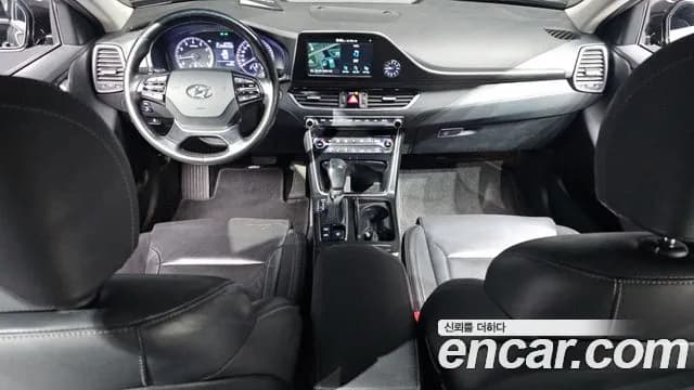 2019 Hyundai Grandeur IG 2.4 Premium Sold VIN KMHF141CBKA240752 – photo 14 2019 Hyundai Grandeur IG 2.4 Premium Sold VIN KMHF141CBKA240752 – photo 14