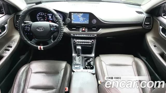2019 Hyundai Grandeur IG 2.4 Modern Sold VIN KMHF141CBKA243089 – front exterior 2019 Hyundai Grandeur IG 2.4 Modern Sold VIN KMHF141CBKA243089 – front exterior