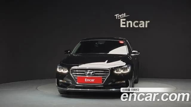 2019 Hyundai Grandeur IG 2.4 Modern Sold VIN KMHF141CBKA244396 – front exterior 2019 Hyundai Grandeur IG 2.4 Modern Sold VIN KMHF141CBKA244396 – front exterior