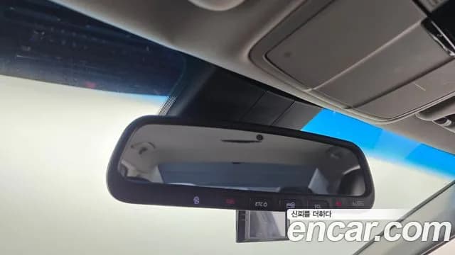 2019 Hyundai Grandeur IG 2.4 Premium Sold VIN KMHF141CBKA254549 – rear exterior 2019 Hyundai Grandeur IG 2.4 Premium Sold VIN KMHF141CBKA254549 – rear exterior