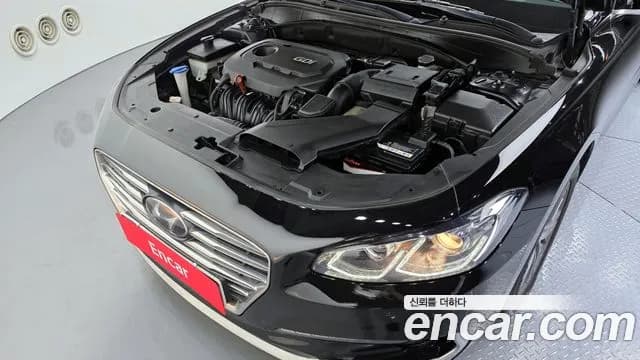 2019 Hyundai Grandeur IG 2.4 Premium Sold VIN KMHF141CBKA254549 – photo 14 2019 Hyundai Grandeur IG 2.4 Premium Sold VIN KMHF141CBKA254549 – photo 14