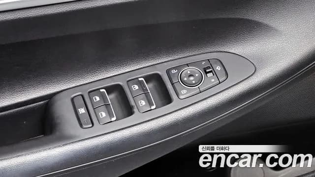 2019 Hyundai Grandeur IG 2.4 Premium Sold VIN KMHF141CBKA254803 – photo 14 2019 Hyundai Grandeur IG 2.4 Premium Sold VIN KMHF141CBKA254803 – photo 14