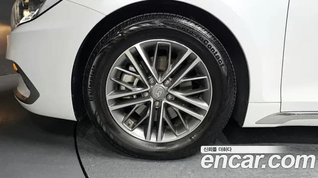 2019 Hyundai Grandeur IG 2.4 Premium Sold VIN KMHF141CBKA254803 – photo 25 2019 Hyundai Grandeur IG 2.4 Premium Sold VIN KMHF141CBKA254803 – photo 25