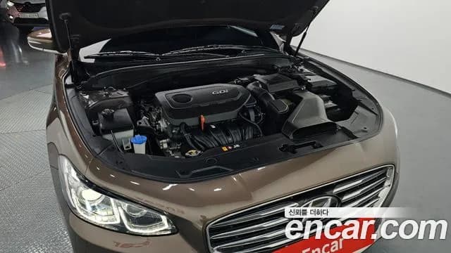 2019 Hyundai Grandeur IG 2.4 Premium Sold VIN KMHF141CBKA256330 – photo 11 2019 Hyundai Grandeur IG 2.4 Premium Sold VIN KMHF141CBKA256330 – photo 11