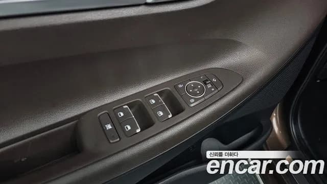 2019 Hyundai Grandeur IG 2.4 Premium Sold VIN KMHF141CBKA256330 – photo 14 2019 Hyundai Grandeur IG 2.4 Premium Sold VIN KMHF141CBKA256330 – photo 14
