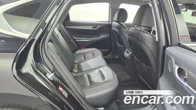 2019 Hyundai Grandeur IG 2.4 Premium Sold VIN KMHF141CBKA258832 – photo 20 2019 Hyundai Grandeur IG 2.4 Premium Sold VIN KMHF141CBKA258832 – photo 20