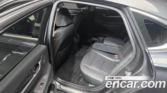 2019 Hyundai Grandeur IG 2.4 Premium Sold VIN KMHF141CBKA264346 – photo 17 2019 Hyundai Grandeur IG 2.4 Premium Sold VIN KMHF141CBKA264346 – photo 17