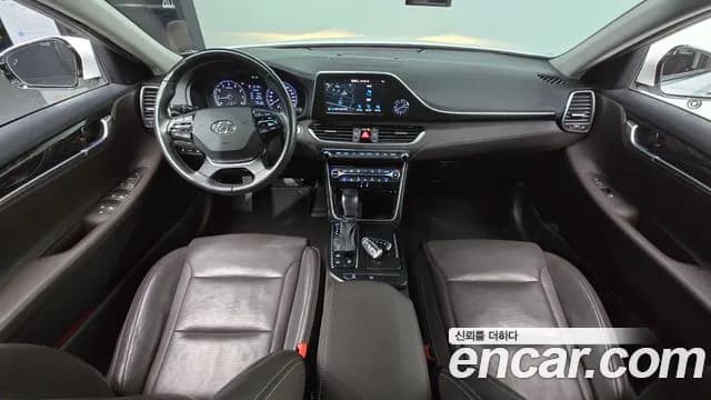 2019 Hyundai Grandeur IG 2.4 Premium Sold VIN KMHF141CBKA270386 – engine bay 2019 Hyundai Grandeur IG 2.4 Premium Sold VIN KMHF141CBKA270386 – engine bay