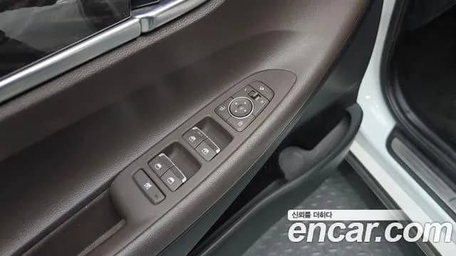 2019 Hyundai Grandeur IG 2.4 Premium Sold VIN KMHF141CBKA270386 – undercarriage 2019 Hyundai Grandeur IG 2.4 Premium Sold VIN KMHF141CBKA270386 – undercarriage