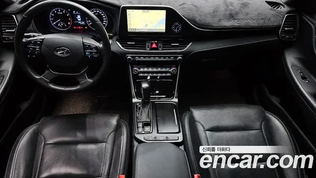 2019 Hyundai Grandeur IG 2.4 Premium Sold VIN KMHF141CBKA270944 – rear exterior 2019 Hyundai Grandeur IG 2.4 Premium Sold VIN KMHF141CBKA270944 – rear exterior