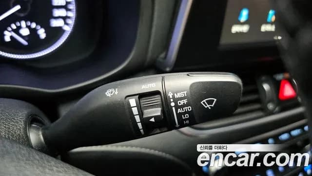 2019 Hyundai Grandeur IG 2.4 Premium Sold VIN KMHF141CBKA270944 – photo 13 2019 Hyundai Grandeur IG 2.4 Premium Sold VIN KMHF141CBKA270944 – photo 13