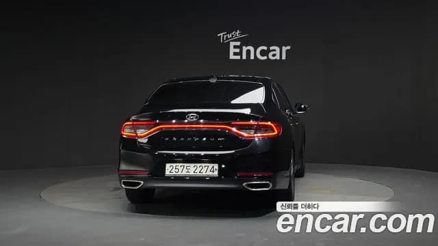 2019 Hyundai Grandeur IG 2.4 Modern Sold VIN KMHF141CBKA272322 – rear exterior 2019 Hyundai Grandeur IG 2.4 Modern Sold VIN KMHF141CBKA272322 – rear exterior
