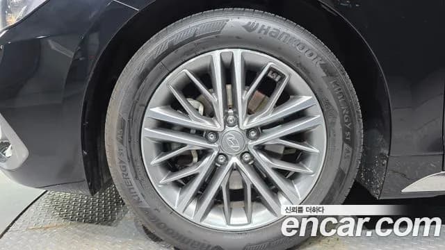 2019 Hyundai Grandeur IG 2.4 Modern Sold VIN KMHF141CBKA272322 – photo 13 2019 Hyundai Grandeur IG 2.4 Modern Sold VIN KMHF141CBKA272322 – photo 13