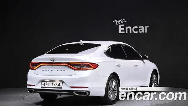 2019 Hyundai Grandeur IG 2.4 Premium Sold VIN KMHF141CBKA273808 – engine bay 2019 Hyundai Grandeur IG 2.4 Premium Sold VIN KMHF141CBKA273808 – engine bay