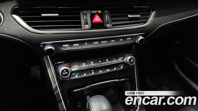 2019 Hyundai Grandeur IG 2.4 Premium Sold VIN KMHF141CBKA273808 – photo 20 2019 Hyundai Grandeur IG 2.4 Premium Sold VIN KMHF141CBKA273808 – photo 20