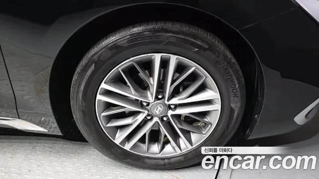 2019 Hyundai Grandeur IG 2.4 Modern Sold VIN KMHF141CBKA274898 – photo 11 2019 Hyundai Grandeur IG 2.4 Modern Sold VIN KMHF141CBKA274898 – photo 11