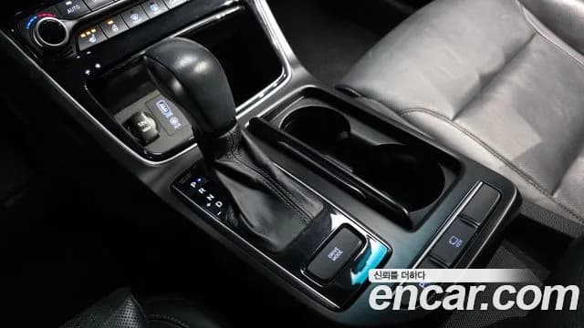 2019 Hyundai Grandeur IG 2.4 Modern Sold VIN KMHF141CBKA274898 – photo 16 2019 Hyundai Grandeur IG 2.4 Modern Sold VIN KMHF141CBKA274898 – photo 16