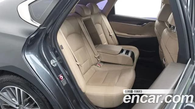 2019 Hyundai Grandeur IG 2.4 Premium Sold VIN KMHF141CBKA280218 – photo 11 2019 Hyundai Grandeur IG 2.4 Premium Sold VIN KMHF141CBKA280218 – photo 11