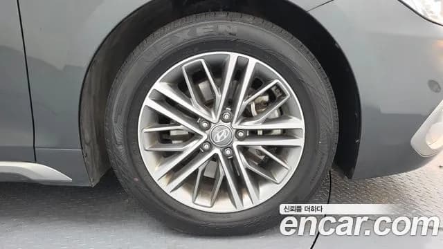 2019 Hyundai Grandeur IG 2.4 Premium Sold VIN KMHF141CBKA280218 – photo 15 2019 Hyundai Grandeur IG 2.4 Premium Sold VIN KMHF141CBKA280218 – photo 15