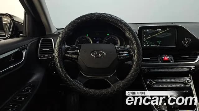 2019 Hyundai Grandeur IG 2.4 Premium Sold VIN KMHF141CBKA285584 – photo 14 2019 Hyundai Grandeur IG 2.4 Premium Sold VIN KMHF141CBKA285584 – photo 14